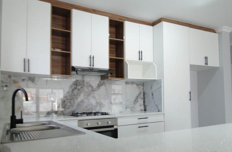 3 Bedroom Property for Sale in Sandy Point Western Cape